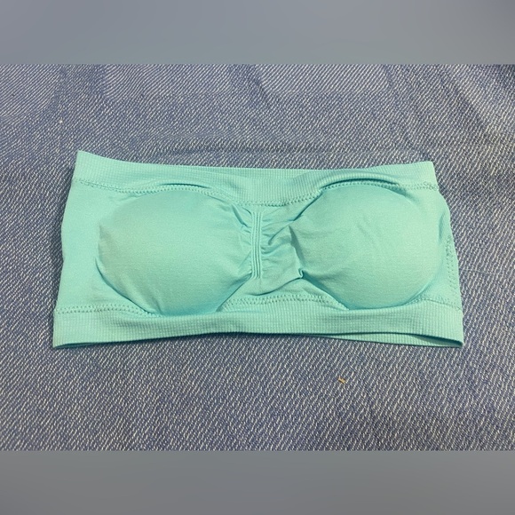 NIP - Wire Free Strapless Seamless Stretch Bra - Picture 1 of 6